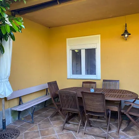 Villino A Manziana-roma Апартаменты Manziana